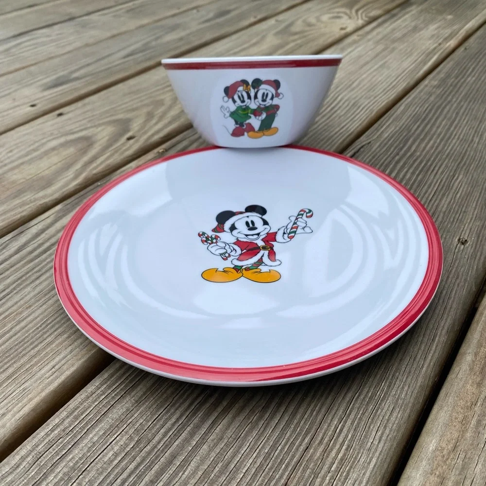 William Sonoma Disney Mickey Mouse Festive Plate and Bowl Set